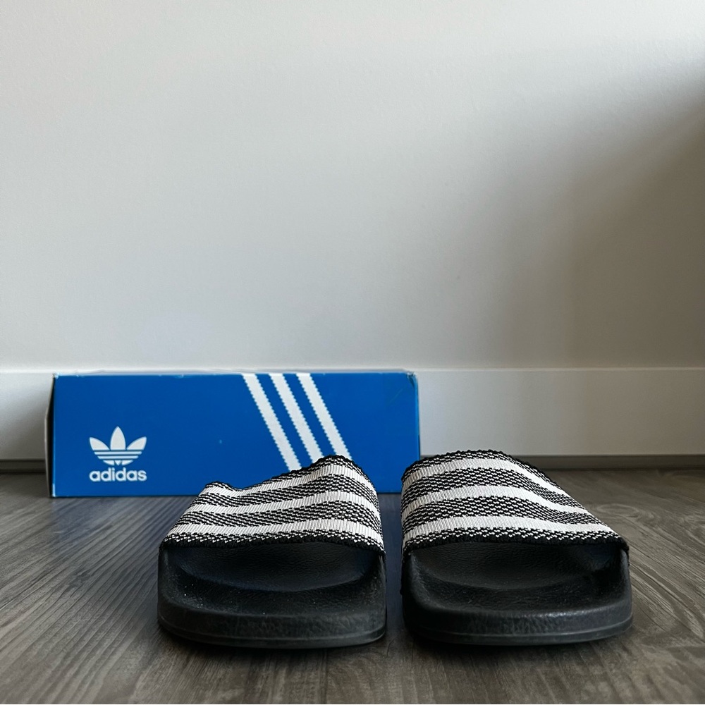 ADIDAS • Adilette Primeknit Slides - Picture 5 of 7